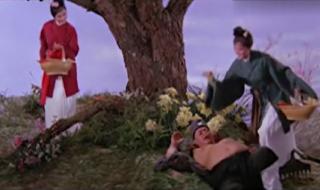 白骨精三次分别变成什么 三打白骨精英语剧本